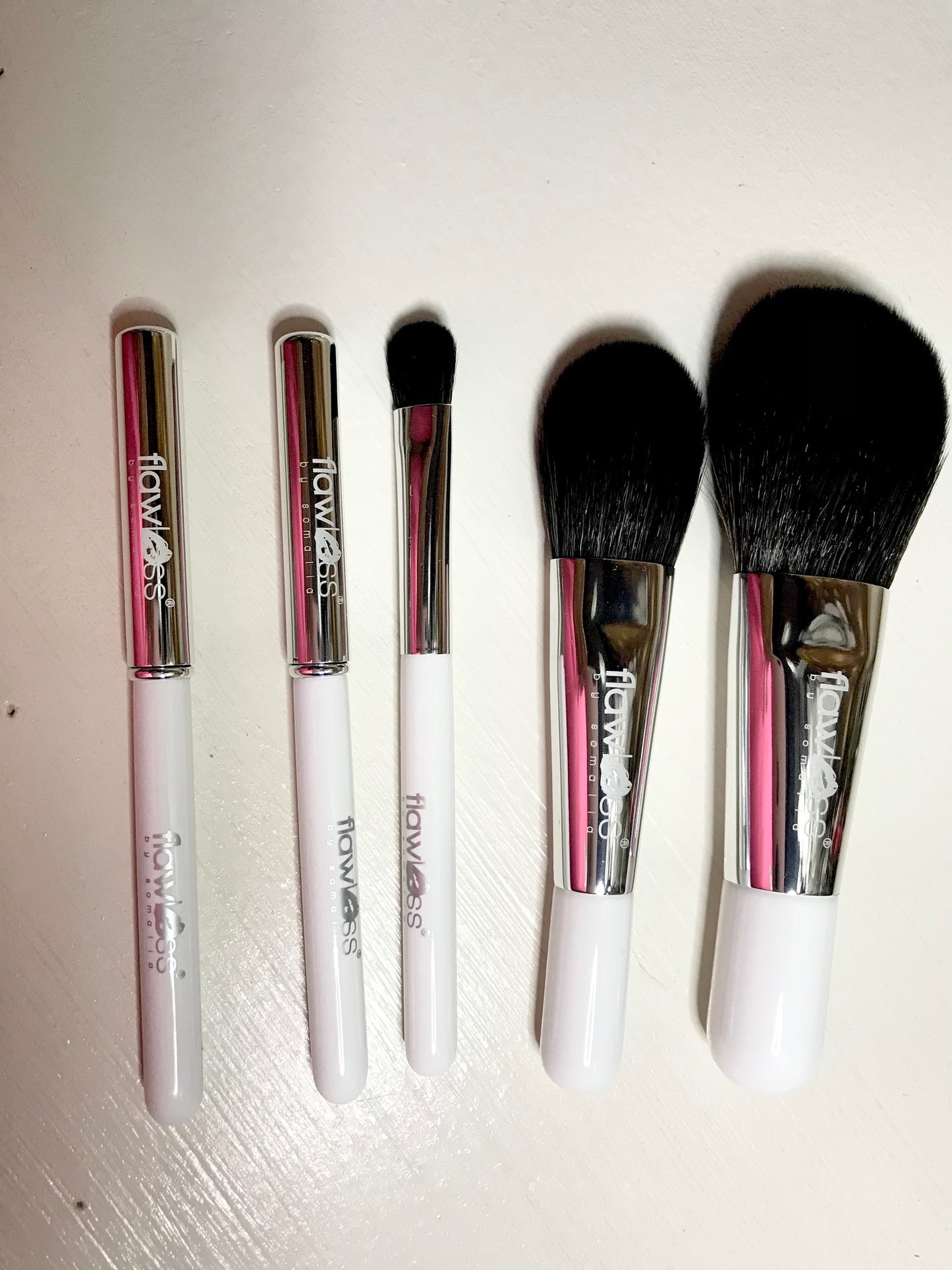 Move Around Brush Set - WHITE
